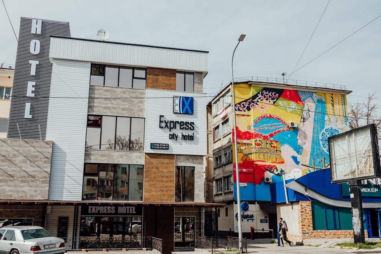 Express City Hotel ชุมเกนท์ ภายนอก รูปภาพ